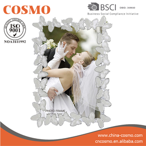 Ornamentado Borboleta Branco Metal Photo <span class=keywords><strong>Frame</strong></span> para Mesa Pendurado Elegante Presente De Casamento Molduras Decorativas - Product Image 3