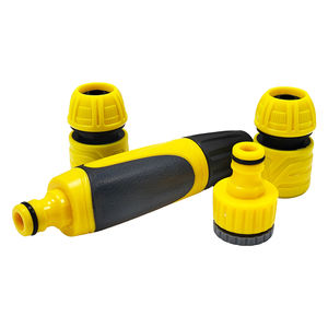 Conectores de Plástico para Tuberías de Riego Agrícola con Boquilla de Espuma y Pistola de Agua -001, Suministro de Fábrica - Product Image 1