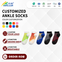Times Custom Logo Chaussettes de sport à la cheville Chaussettes de course pour hommes avec bas et logo de manchette Accessoire déodorant d'été en gros