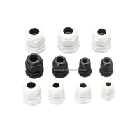 Les glandes de câble en plastique en nylon du CE M72 * 2 imperméabilisent IP68 pour les boîtes de jonction électriques de panneaux