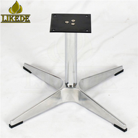 Meilleur prix, hauteur de siège fixe, non rotatif, base ottoman en alliage d'aluminium poli à quatre étoiles pour chaise de salle à manger et de détente