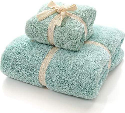 สีเขียวอ่อน