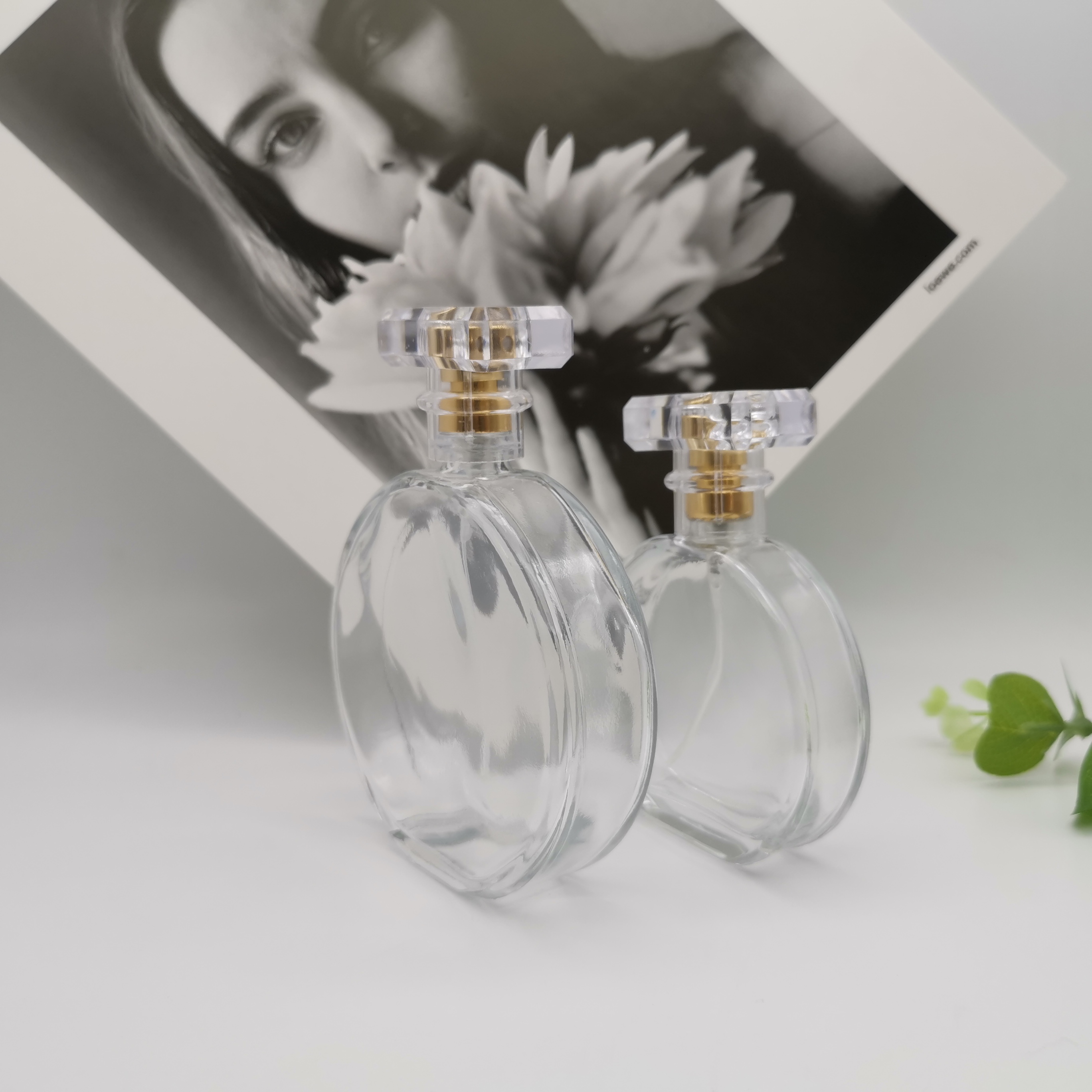 Flat Shoulder Cylinder Perfume Dispenser Bottles 50ml 100ml