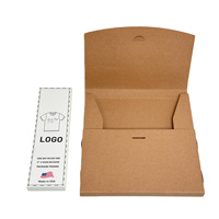 Boîtes d'emballage en papier kraft écologiques haut de gamme avec laminage brillant aseptique et gaufrage pour vêtements homme/femme, t-shirts, pantalons
