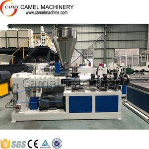 Extrusora cónica de doble tornillo, línea de extrusión de panel de techo de PVC/línea de producción de perfil de tablero de pared de PVC - Product Image 4