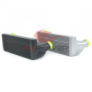 Intercooler en aluminium étagé amélioré 1 Series <span class=keywords><strong>M</strong></span> N54 N55 E93 <span class=keywords><strong>E92</strong></span> 135i 135is 335xi <span class=keywords><strong>335i</strong></span> x Drive 335is Z4 X1 intercooler - Product Image 1