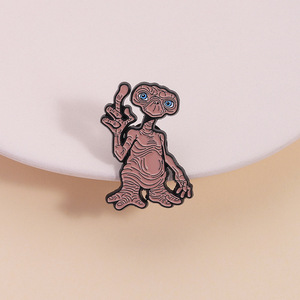 Pin de Solapa Metálico Esmaltado con Diseño Retro del Personaje Alien <span class=keywords><strong>ET</strong></span> de la Película Clásica de Ciencia Ficción, para Decoración de Ropa y Mochilas - Product Image 1