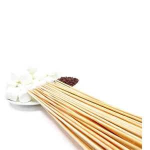 Prezzo competitivo 60cm Eco cina all'ingrosso spiedini di bambù BBQ Kebab Grill bastoncini lunghi per il campeggio bastone Marshmallow