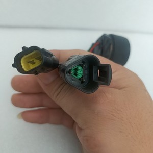 Bouton de commande d'accélérateur pour excavatrice Hyundai 21Q4-20811 avec connecteur pour modèles 215, 225, 265, 275, 335-9 - Product Image 2