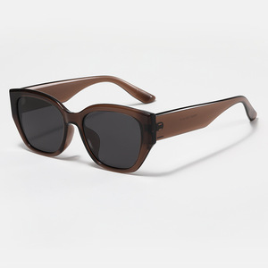 Lunettes de soleil œil-de-chat grand format style coréen, monture intégrale, vintage, mode haut de gamme, unisexe, polarisées UV400, pour le voyage - Product Image 4