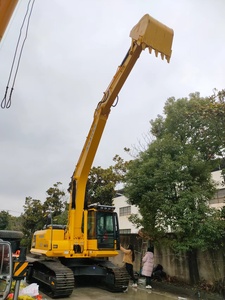 Excavatrice sur chenilles Komatsu PC200-8 d'occasion, modèle 2023, hydraulique, 20 tonnes - Product Image 3