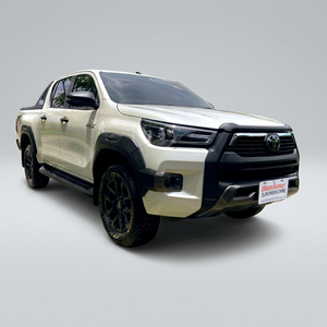 Pick-up d'occasion Toyota Hilux 2020-2024 blanc 4x4 automatique sièges en cuir phares LED pneus R18 caméra de recul Euro VI - Product Image 1