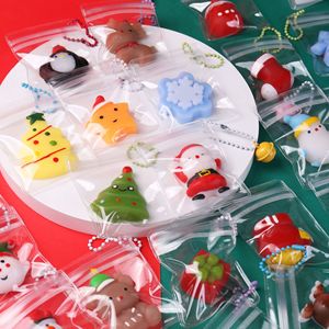 CHENXI Christmas Series Taba Mochi Pendentif Fidget Toys Xmas Mochi Snowman Elk Squeeze Toys for Kids - Product Image 2