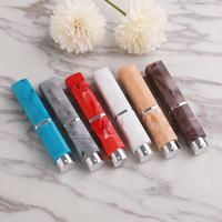 Flacon pulvérisateur atomiseur réutilisable avec bouchon torsadé, motif unique, en plastique personnalisé, portable, pour recharge de parfum et distributeur d'huile