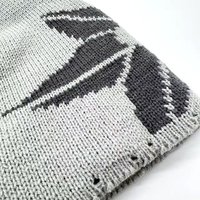 Gorro Jacquard Star Distressed con Borde Deshilachado, Gris, de Acrílico, Tejido, Estilo Urbano Y2K Vintage, Gorro de Invierno con Diseño de Calavera y Lazos