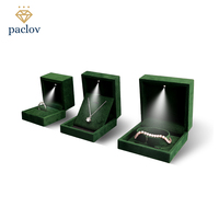 Boîte à Collier de Luxe à Charnière Paclov avec Lumière LED, Ensemble d'Emballage de Bijoux en Velours pour Chaîne de Collier, Vente en Gros