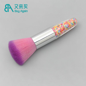 Brocha de maquillaje Kabuki bonita con logotipo personalizado al por mayor, brocha para polvos rubor, brocha Kabuki sintética con mango de diamante - Product Image 2