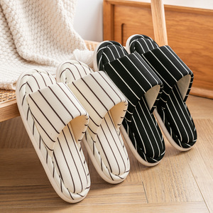Nouvelles sandales plates 2026 en coton et lin rayées, antidérapantes, légères et douces pour la maison – Chaussons en peluche - Product Image 1