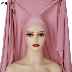 ฮิญาบสำเร็จรูปผ้าเจอร์ซีย์สีพื้น แบบสวมเรียบง่าย ระบายอากาศได้ดี สำหรับผู้หญิงมุสลิม พร้อมหมวกคลุมผมด้านใน - Product Image 5
