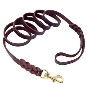 Laisse pour chien en cuir PU de haute qualité avec boucle confortable pour la poignée – Produits pour animaux de compagnie - Product Image 4