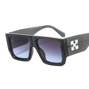 2022 nuovi uomini di marca designer <span class=keywords><strong>occhiali</strong></span> da sole donna classici Influencers grandi <span class=keywords><strong>occhiali</strong></span> da sole oversize logo personalizzato <span class=keywords><strong>occhiali</strong></span> di lusso all'ingrosso - Product Image 6