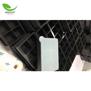 Khuôn Làm Đá Silicon Hình Vuông Hình Cầu Thực Phẩm Thiết Kế Theo Yêu Cầu Khay Làm Đá Silicon Có Nắp Đậy - Product Image 6