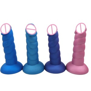 Dildo de Silicona Suave y Retorcido, Producto Sexual Usable, Juguetes Sexuales para Hombres y Mujeres - Product Image 4
