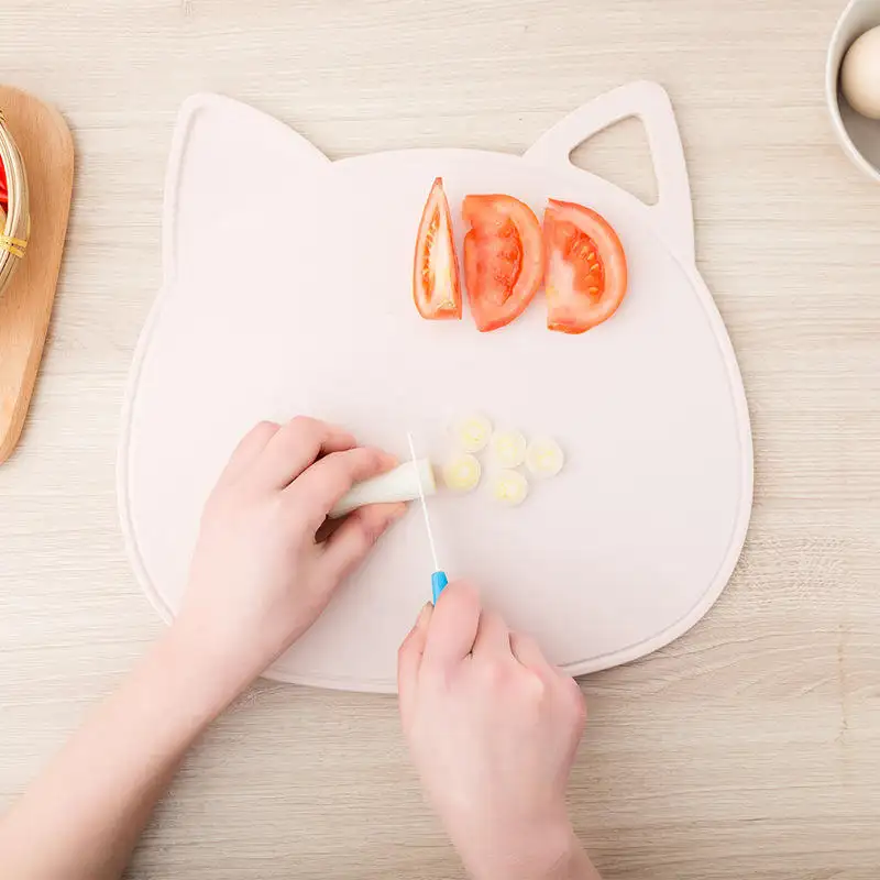 Kitchen household cartoon cat claw shaped chopping board Plastic PP Vegetable Meat Fruit Cutting Board