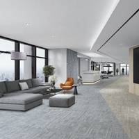 Dalles de moquette de luxe pour showroom en stock – Revêtement de sol commercial haut de gamme, carrés modulaires, couleurs vibrantes, finition premium, livraison rapide