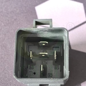 Wasserdichte Kfz-Relais buchsen für Kfz-LKW-Van-Motorrad boot 12V DC 40A - Product Image 4