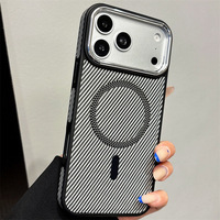 Étui de téléphone magnétique à motif carbone pour iPhone 18 Pro Max, compatible avec Apple 17/16/15/14/13 Pro Max