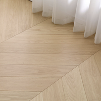 Parquet en chêne moderne personnalisé à chevrons, en bois d'ingénierie, avec installation par système de clic, pour villa, appartement, bureau, chambre
