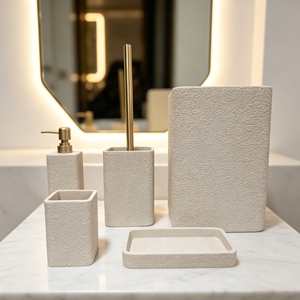 Ensemble <span class=keywords><strong>de</strong></span> <span class=keywords><strong>salle</strong></span> <span class=keywords><strong>de</strong></span> <span class=keywords><strong>bain</strong></span> en céramique verte brillante rainurée, style minimaliste, comprenant un distributeur <span class=keywords><strong>de</strong></span> savon, un porte-brosse à dents et un plateau, pour comptoir <span class=keywords><strong>de</strong></span> lavabo - Product Image 6