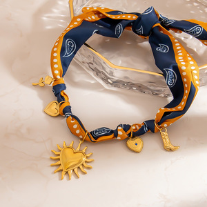 Collier en soie avec pendentif cœur plaqué or 18 carats, bijoux tendance en acier inoxydable, cadeau pour femme - Product Image 2