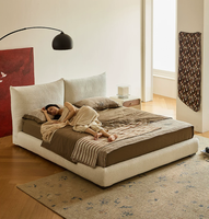 Lit Queen Modulaire Moderne Rembourré Crème Français avec Tête de Lit Douce en Tissu Blanc Amovible et Lavable, Cadre de Lit pour Chambre à Coucher