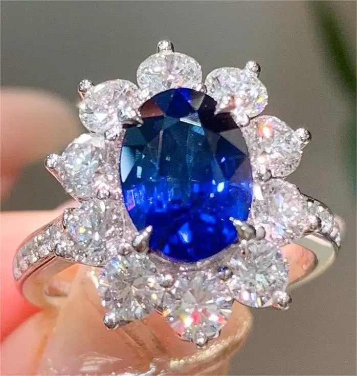 Classic Flower Shape 18k Gold Bling Diamond and Natural Royal Vivid Blue Sapphire Ring Birthstone Necklace for Wedding