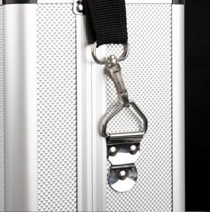 シルバー大容量収納容量AluminiumToolボックスケース安全ホルダーアルミニウムキャリングケースDIYフォームアルミニウムケーシング