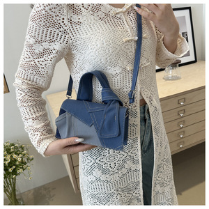 Bolso de Hombro para Mujer con Diseño de <span class=keywords><strong>Patchwork</strong></span>, Bolso de Mano de Mezclilla a la Moda, <span class=keywords><strong>Bolsos</strong></span> de Gran Capacidad, <span class=keywords><strong>Bolsos</strong></span> Tote de Jeans - Product Image 2