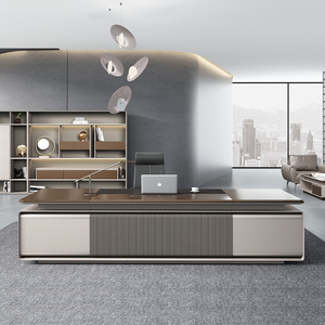 Escritorio de oficina ejecutivo de madera de melamina de lujo moderno de gama alta para CEO Boss extensible y ensamblable con características de almacenamiento - Product Image 2