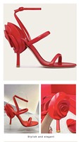 Luxe personnalisé Unique fleur talons fête Club filles défilé de mode chaussures 2025 nouvelles sandales pour femmes et dames en gros