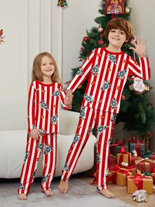New Matching <span class=keywords><strong>Red</strong></span> Listrado Família Natal Pijama Set Holiday Sleepwear PJs Lounge Define manga comprida Pulôver e calças impressas - Product Image 5