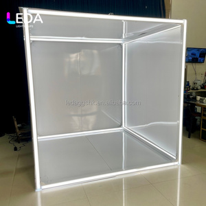 LEDA Décoration de Mariage Personnalisée, Cabine Photo en Métal Blanc avec Éclairage, Cabine Démontable, Accessoires de Photographie pour Événements et Décoration - Product Image 3