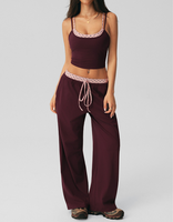 Nouvel ensemble de yoga color-block pour femme : débardeur court de sport imprimé pois personnalisé et pantalon large de fitness à taille élastique avec cordon de serrage