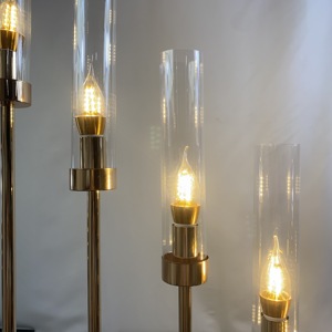 Vente en gros d'usine, chandelier à 8 bras en métal doré et acrylique, porte-<span class=keywords><strong>bougie</strong></span> haut, <span class=keywords><strong>centre</strong></span> <span class=keywords><strong>de</strong></span> <span class=keywords><strong>table</strong></span> pour Noël et mariage - Product Image 5