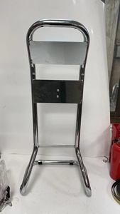 Soporte para extinción <span class=keywords><strong>de</strong></span> incendios Soporte para extintor <span class=keywords><strong>de</strong></span> incendios Estante para extintores Soporte <span class=keywords><strong>de</strong></span> metal para extintores 6kg 9kg 12kg Uso - Product Image 3