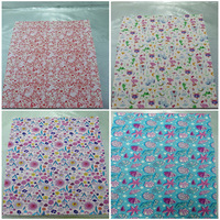Motif personnalisé imprimé 0.8-1.2mm d'épaisseur Vegan PU Rexine Faux cuir synthétique pour chaussures sandale supérieure sacs faisant sous-main