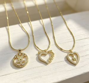 Collar chapado en oro de 18 quilates para mujer, con colgante de circonita cúbica en forma de mariposa, corazón y estrella, varios estilos, joyería de moda, regalo de San Valentín - Product Image 5