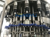 Machine de remplissage d'eau en bouteille PET 7000 BPH compatible IoT avec support à distance, remplisseuse 3-en-1 pour projets d'eau minérale