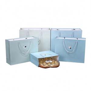 Sac en papier de luxe KM personnalisé avec impression de marque, emballage cadeau, emballage en carton, grand sac de shopping avec poignée - Product Image 1