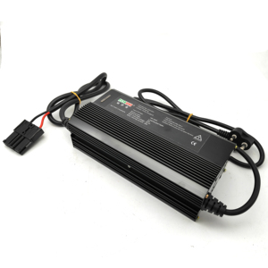 Cargador <span class=keywords><strong>de</strong></span> Batería para Bicicleta Eléctrica <span class=keywords><strong>de</strong></span> 72V 12A, Gestión <span class=keywords><strong>de</strong></span> Energía Totalmente Digital, Batería <span class=keywords><strong>de</strong></span> Plomo-Ácido, Entrada <span class=keywords><strong>de</strong></span> 220V, 1200W, Carcasa <span class=keywords><strong>de</strong></span> Aluminio - Product Image 4